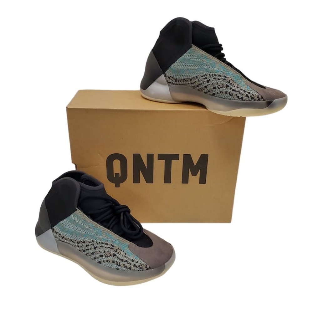 YEEZY QUANTUM TEAL BLUE Men's Size: 8.5 New With Tags